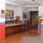 Aurora Hotel