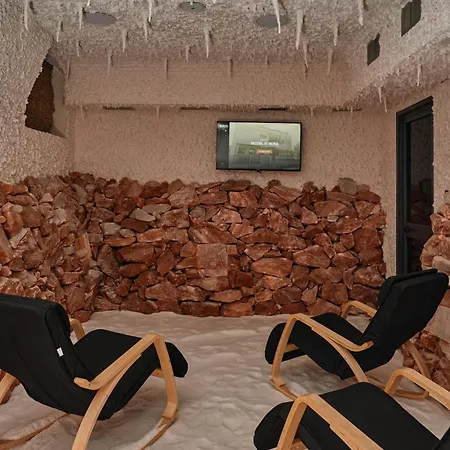Aurora 3* تيفولي تيرمي
