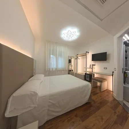 Hotel Aurora