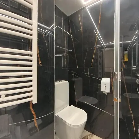 Szálloda Aurora Tivoli Terme