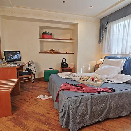 Otel Aurora Wellness & 3*