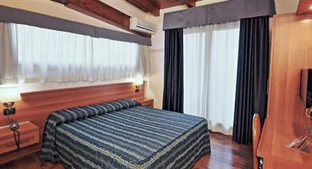 Hotel Aurora Wellness & 3*